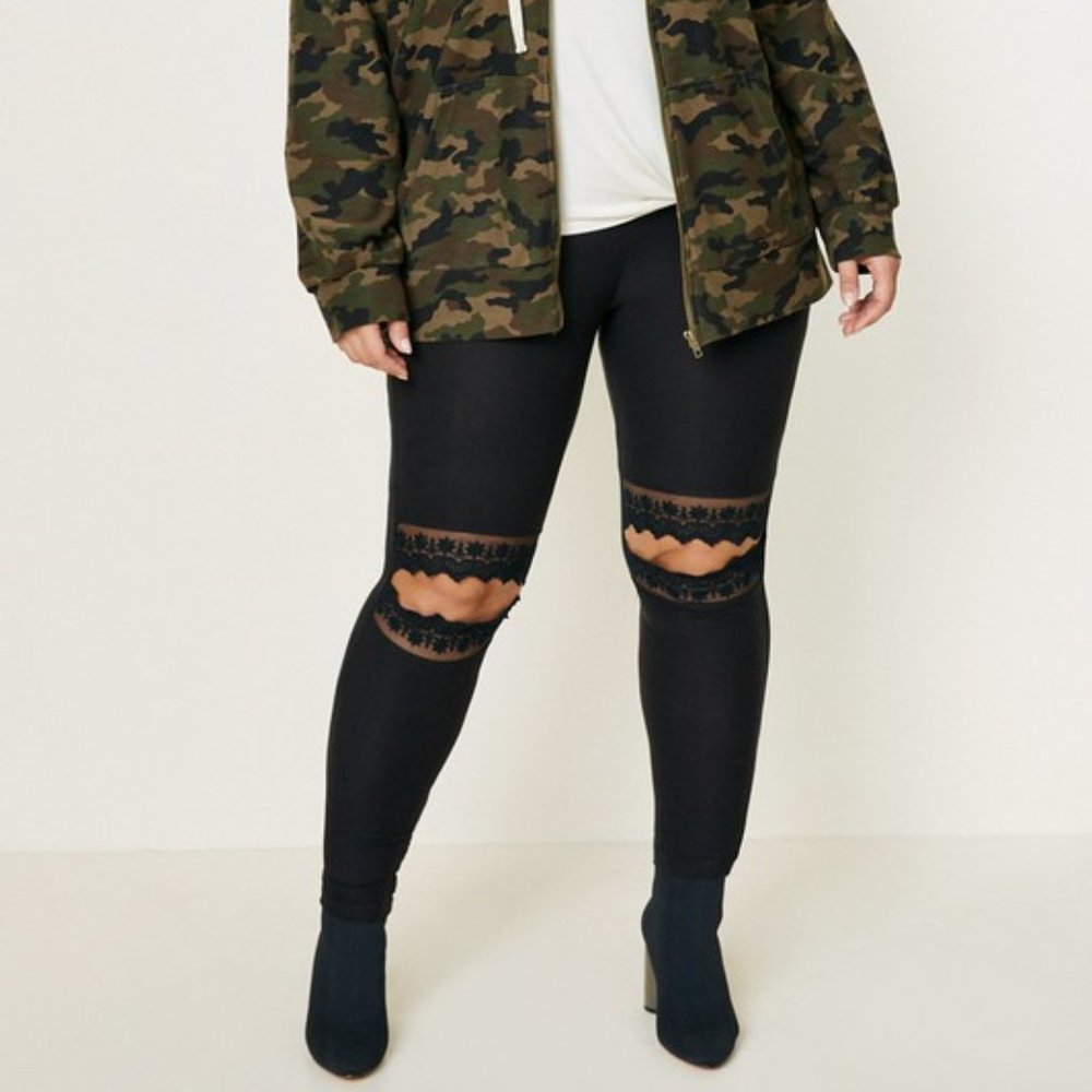 Plus Size Lace Cut-Out Brushed Legging